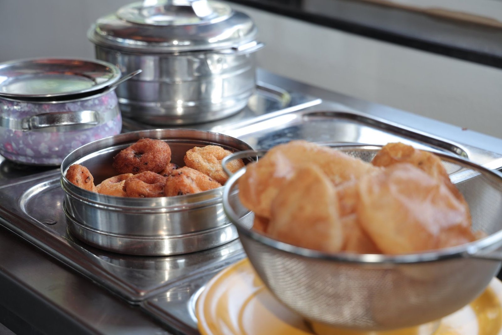 Vada and poori on the counter